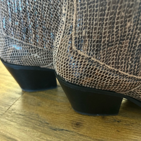 MNG Flawd Brown Textured Ankle Boots Western Snakeskin Fall - Picture 12 of 12